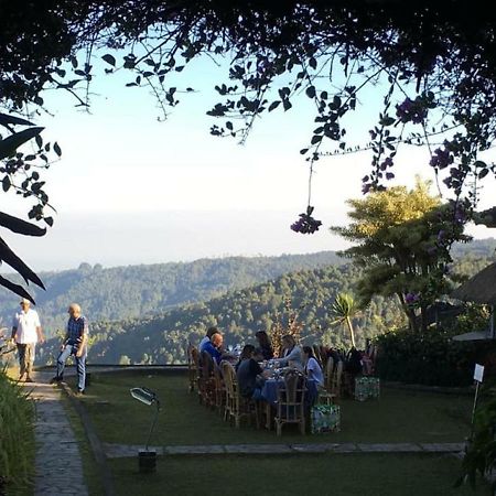 Puri Lumbung Cottages Restaurant&Spa Munduk Bagian luar foto